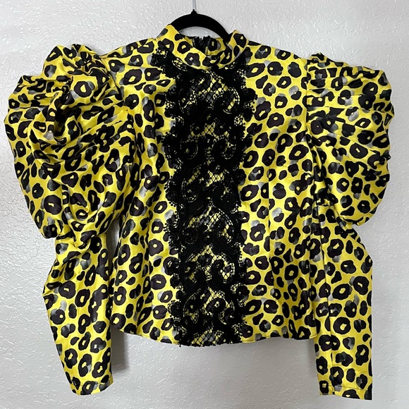 Te Amo EU 42 Puff Sleeve, Zipper Back - Picture 1 of 2